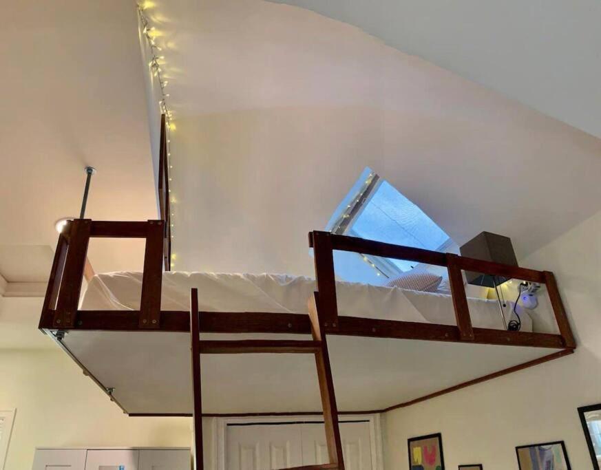 Adorable Cozy House With Parking And Loft! Villa Seattle Luaran gambar
